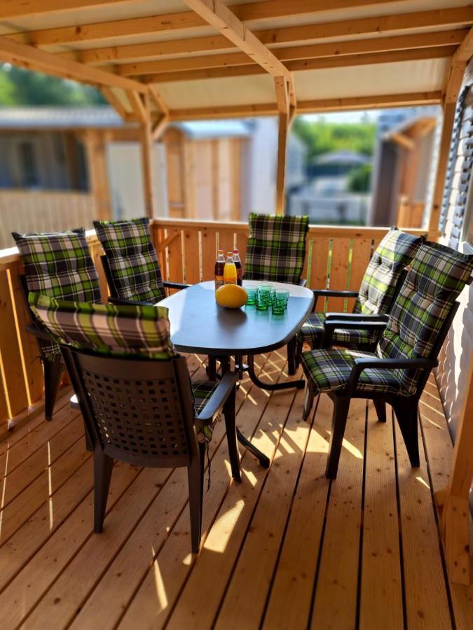 Mobilheim Chalet Bei Georg Seekirchen am Wallersee Ngoại thất bức ảnh