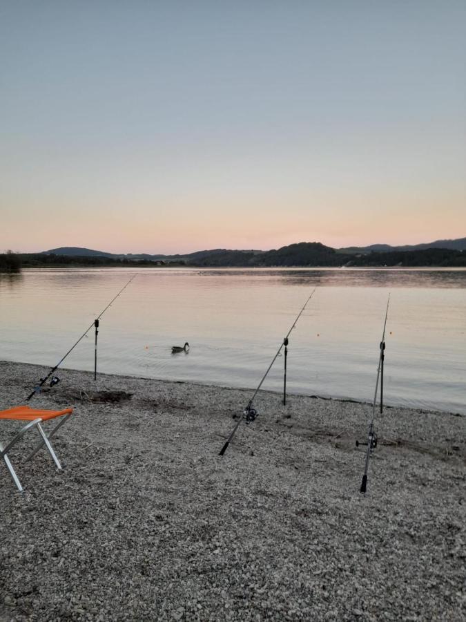 Mobilheim Chalet Bei Georg Seekirchen am Wallersee Ngoại thất bức ảnh