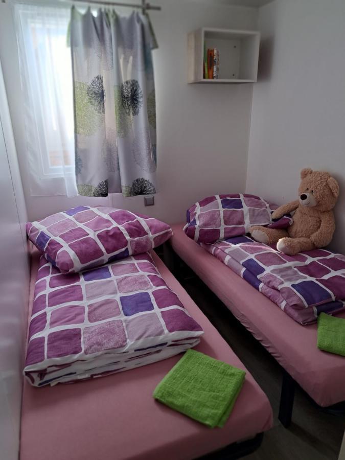 Mobilheim Chalet Bei Georg Seekirchen am Wallersee Ngoại thất bức ảnh